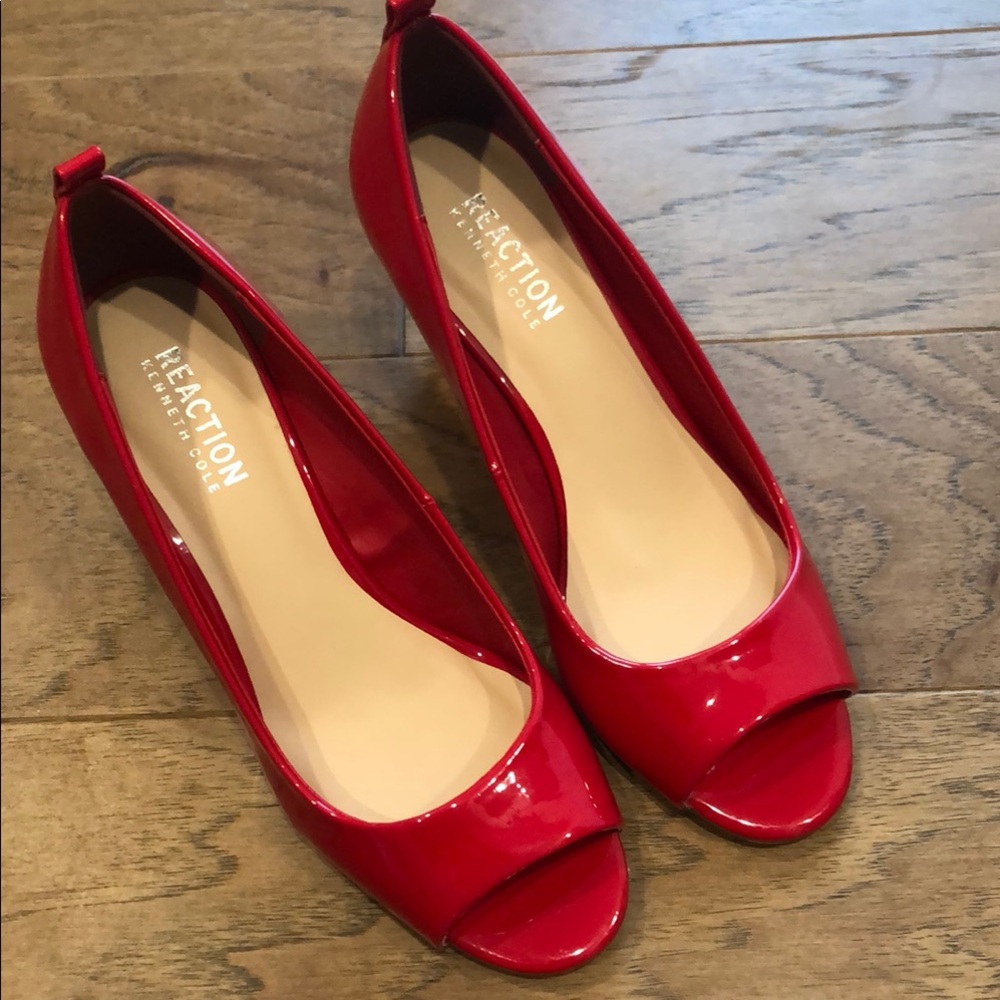 Kenneth Cole Reaction Glossy Red Peep Toe Heels